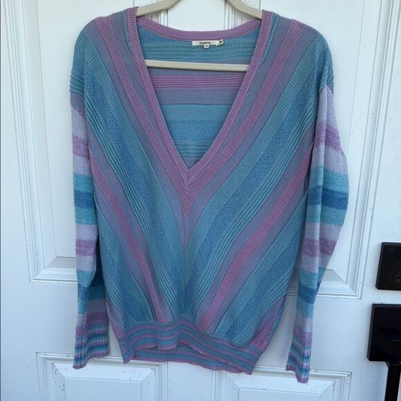 Tularosa Kinsley Sweater Size XS Pastel Blue Revolve - Striped V Neck Sweater - Picture 1 of 4